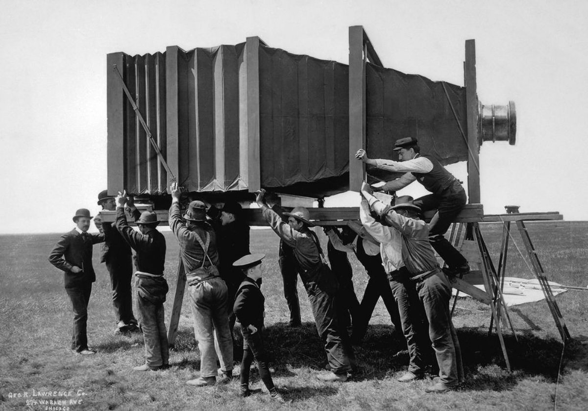 The Mammoth Camera: Capturing the World's Largest Photograph of the Handsomest Train in 1900