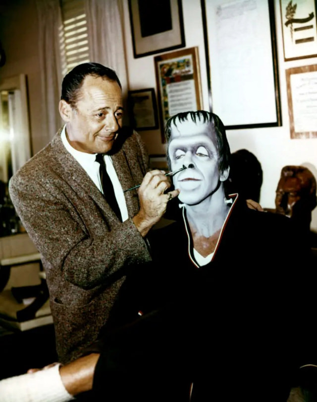 Behind the Scenes of 'The Munsters’: Photos that Unveil the Enchanting World of the Iconic TV Show
