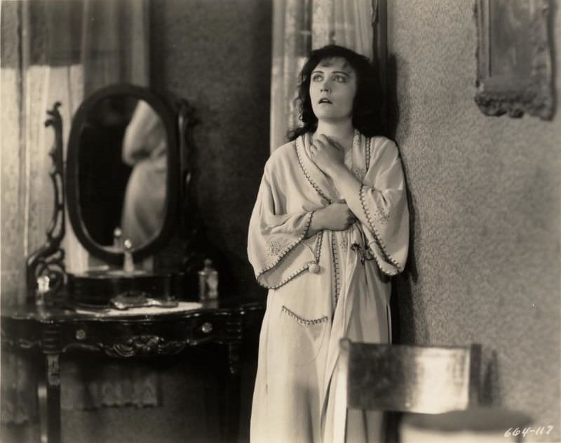 The Secret Hour (1928): An Iconic Film of Its Time