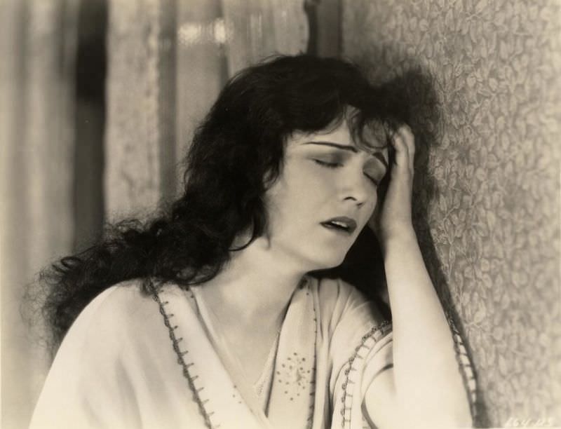 The Secret Hour (1928): An Iconic Film of Its Time