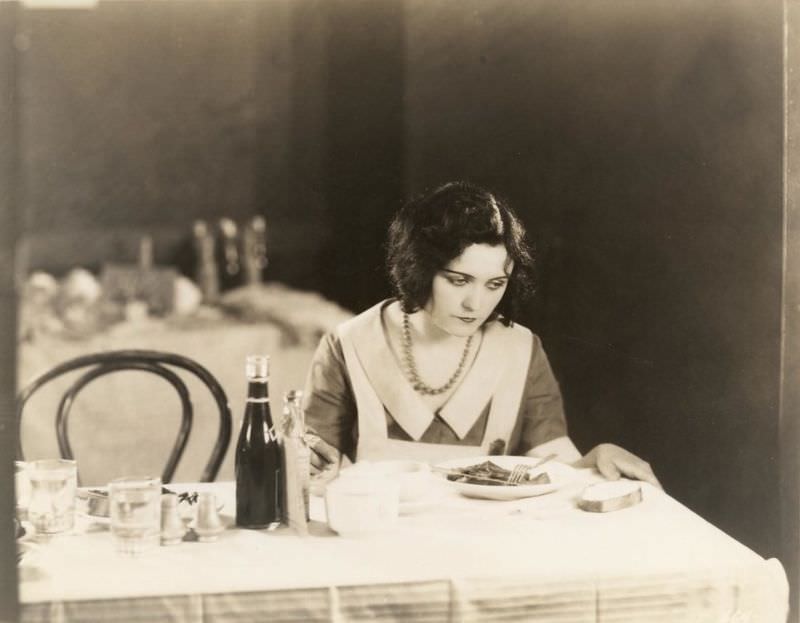 The Secret Hour (1928): An Iconic Film of Its Time