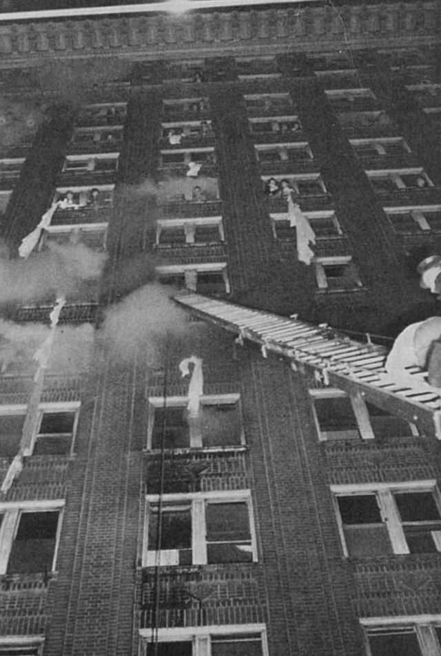 The Winecoff Hotel Fire: The Story Behind the 'Death Leap From Blazing Hotel' Photo