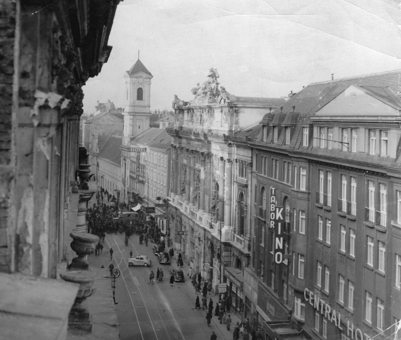 Tabor Street with the Hotel Stefanie, Central Hotel, and Cinema in Vienna.