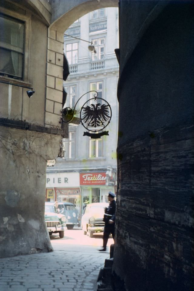 Vienna street scenes, 1960