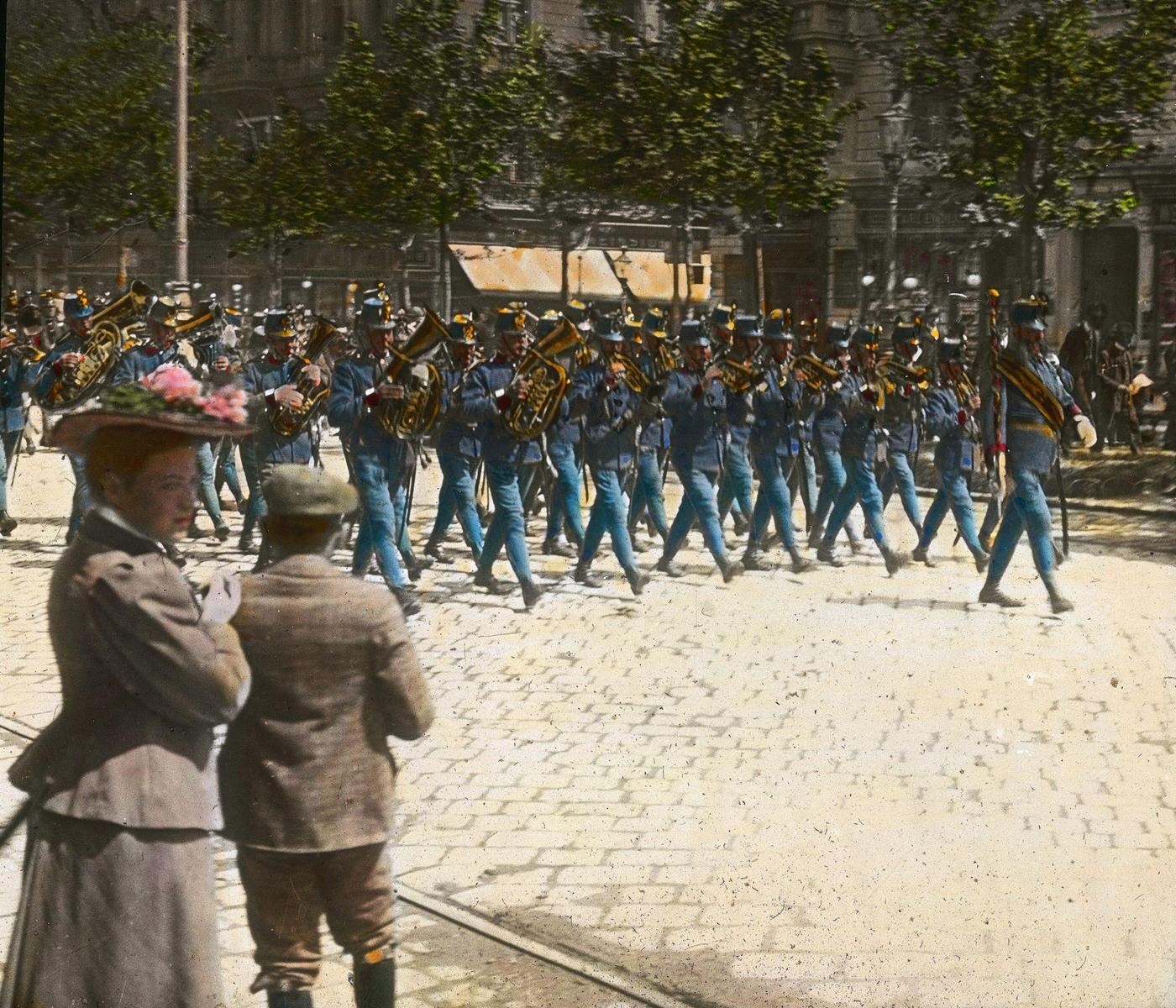 Musicians of the Viennese Hoch- und Deutschmeister marching at the Ringstrasse. Vienna's 1st district, 1905.