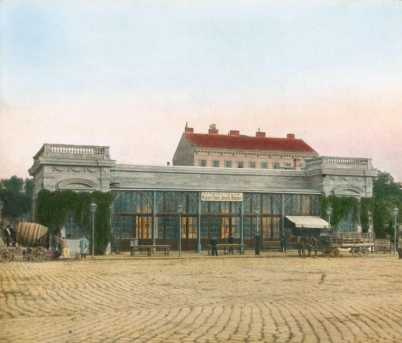 Building for financial control in Vienna's Brigittenau district, 1905.