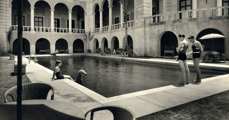 Everyday Life in 1933 Cuba
