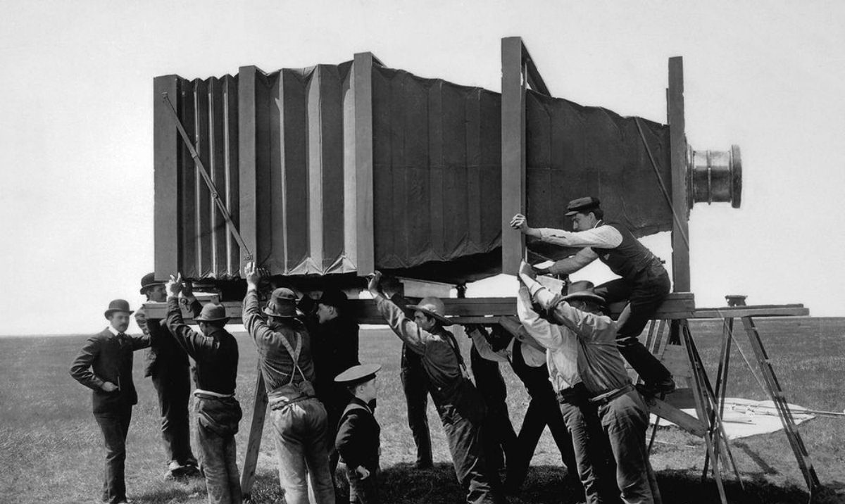 The Mammoth Camera