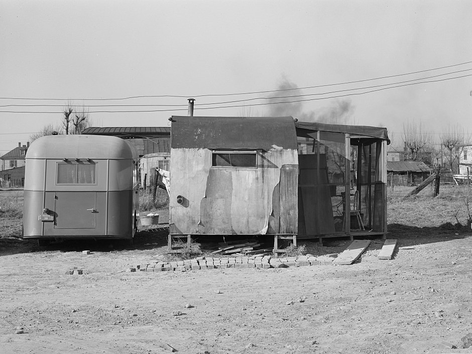 Trailers occupied by defense workers inside Alexandria, Virginia, 1941