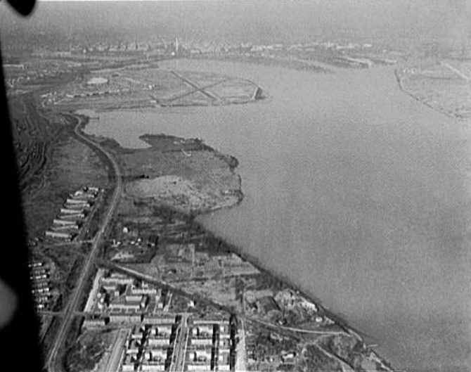 Potomac Electric Power Co. Alexandria plant. Aerial view of Alexandria plant site II, 1947