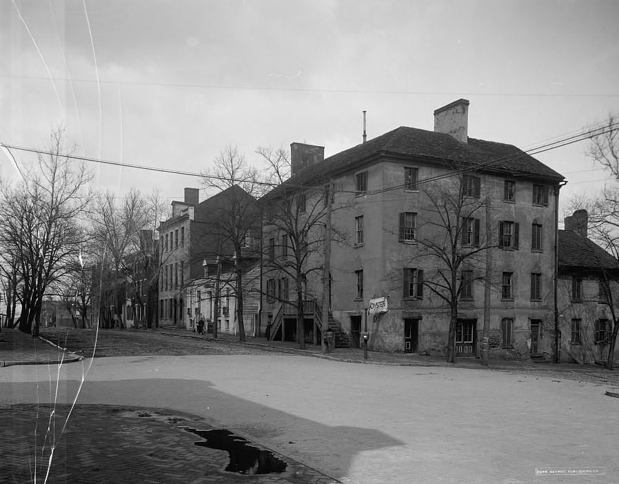 Fairfax Street (old bldgs.,), Alexandria, 1910s