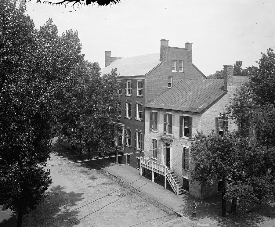 Allied Asphalt Products Co., Queen St., Alexandria, 1910s