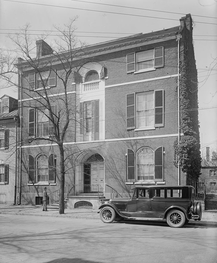 Dr. Fairfax home, Alexandria, 1910s