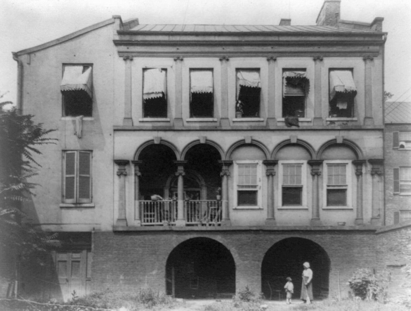 James Holloway Loggia School, Fairfax Street between Cameron and Queen, Alexandria, 1918