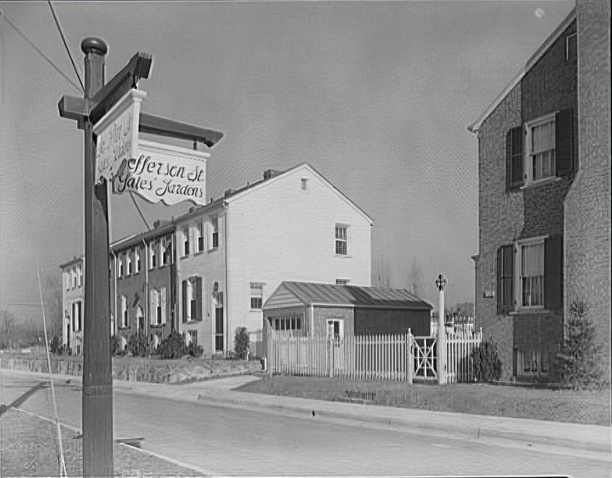 Yates Gardens in Alexandria, Virginia, 1920s