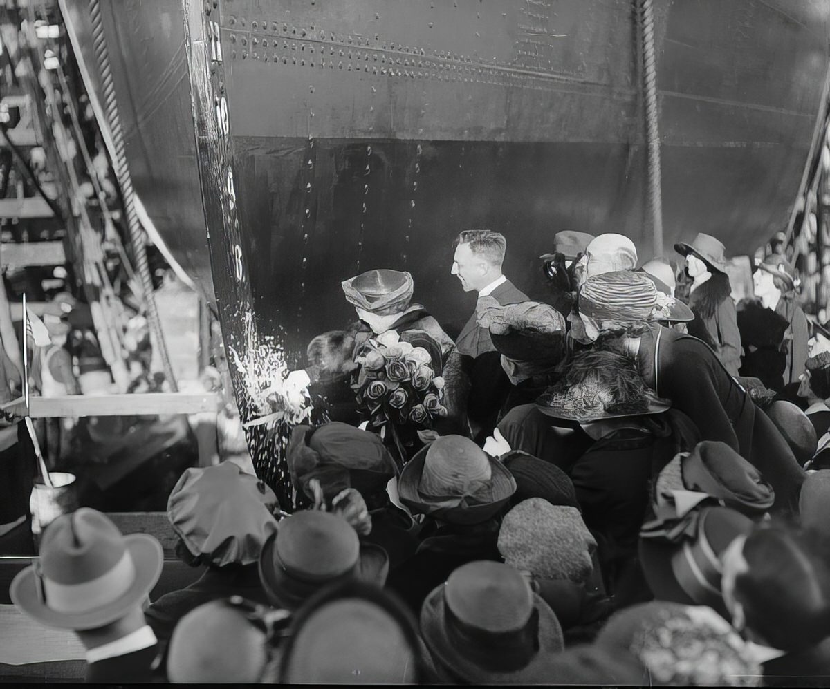 Ship launching of Annie E. Morse, 1920