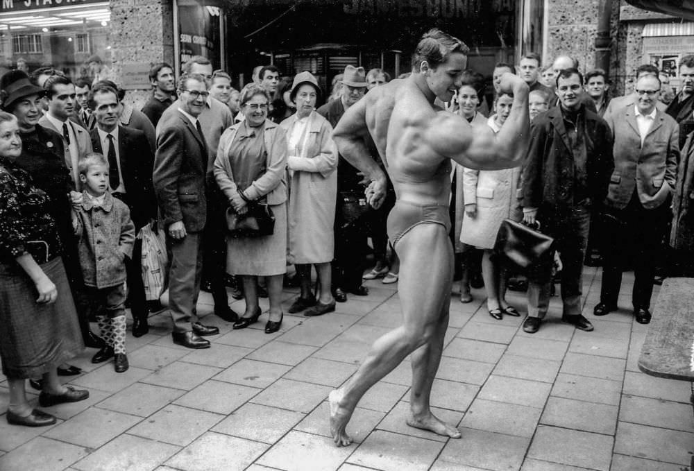 Incredible Photos of Arnold Schwarzenegger Parading Through Munich in Swim Trunks, 1967