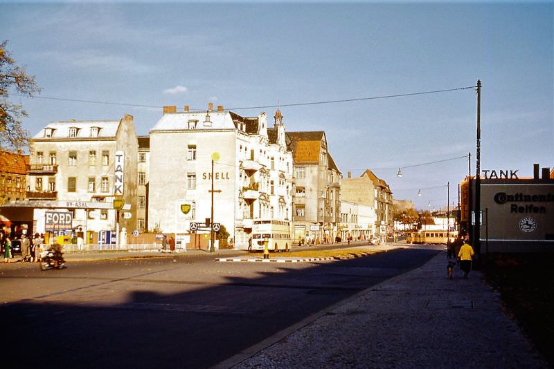 Berlin street scenes, 1954