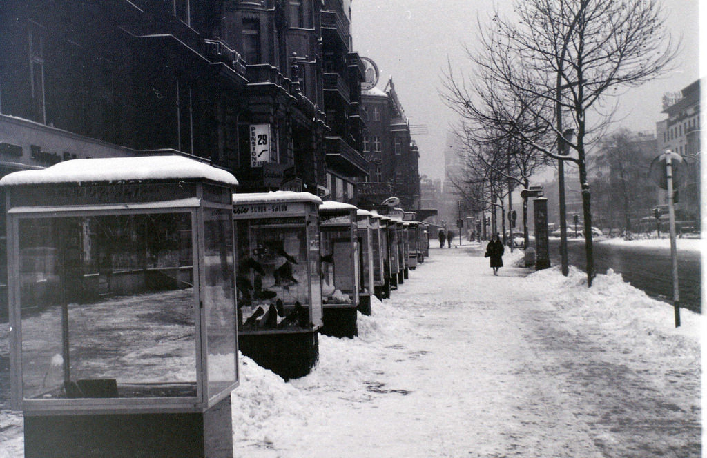 Beautiful Vintage Photos of Berlin in the Winter for 1964