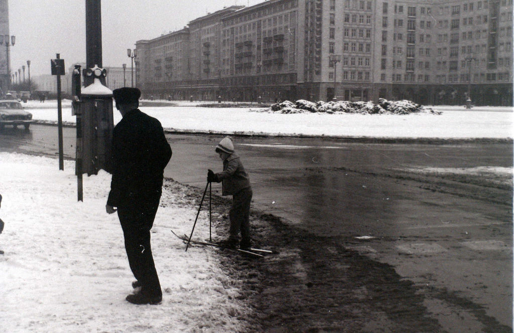 Beautiful Vintage Photos of Berlin in the Winter for 1964