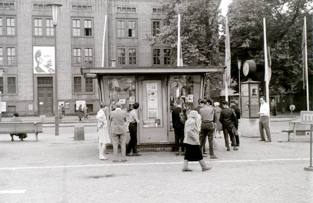 Beautiful Vintage Photos of Berlin in the Winter for 1964