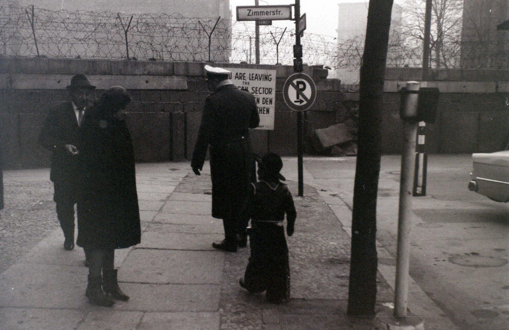 Beautiful Vintage Photos of Berlin in the Winter for 1964