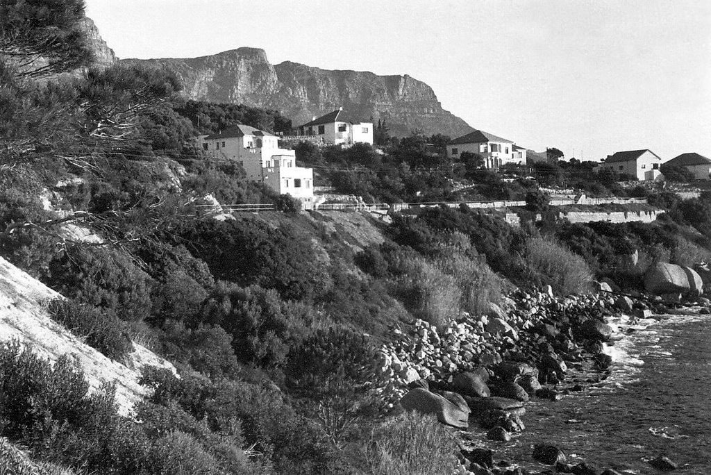Victoria Road Camps Bay, 1937. The address is 131 Victoria Road Camps Bay known as Balie Bay due to the sewerage pipes.