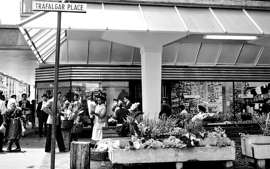 Flower sellers, 1960