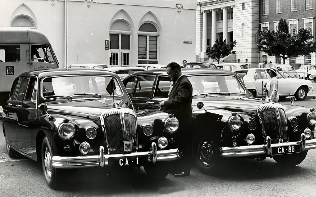 Mayor's new cars, 1965.