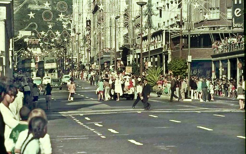 Waiting for the Rag procession, 1968
