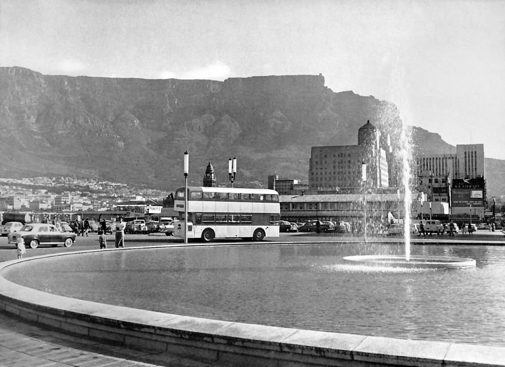 New Fountain opened, 1960.