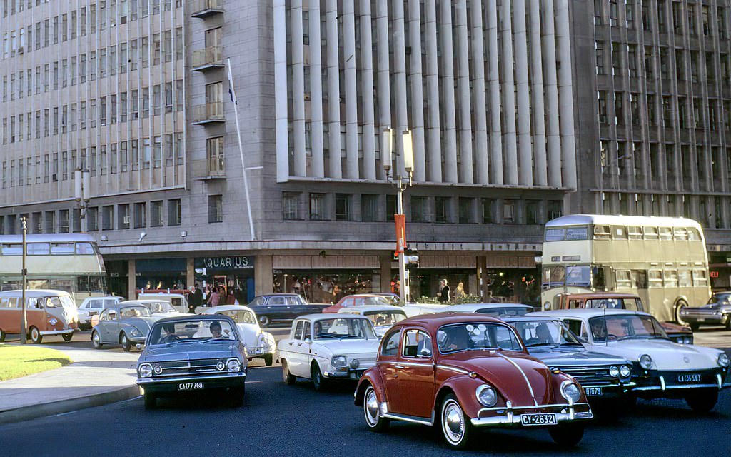 Heerengracht rush hour 1971.