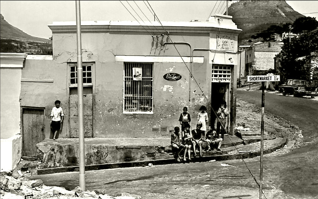 Top end of Shortmarket street, 1970.