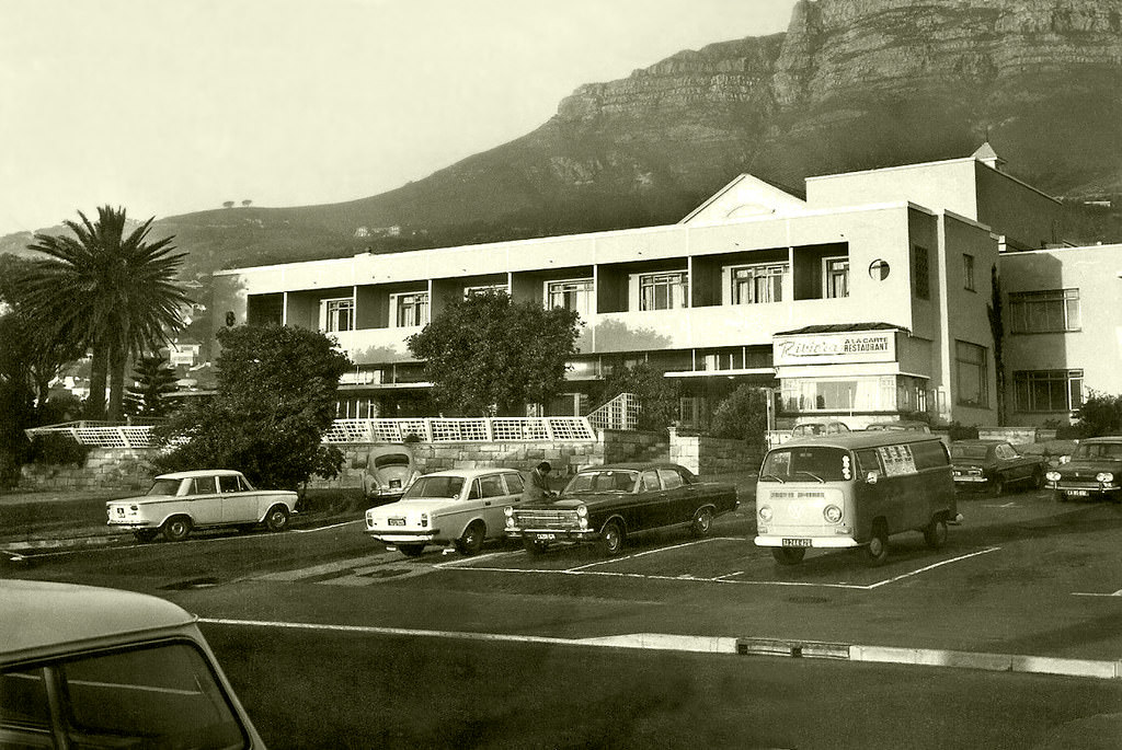 Rotunda Hotel Camps Bay 1970. The Riviera Lounge was a popular venue in this hotel that has since been changed to the present day Bay Hotel.