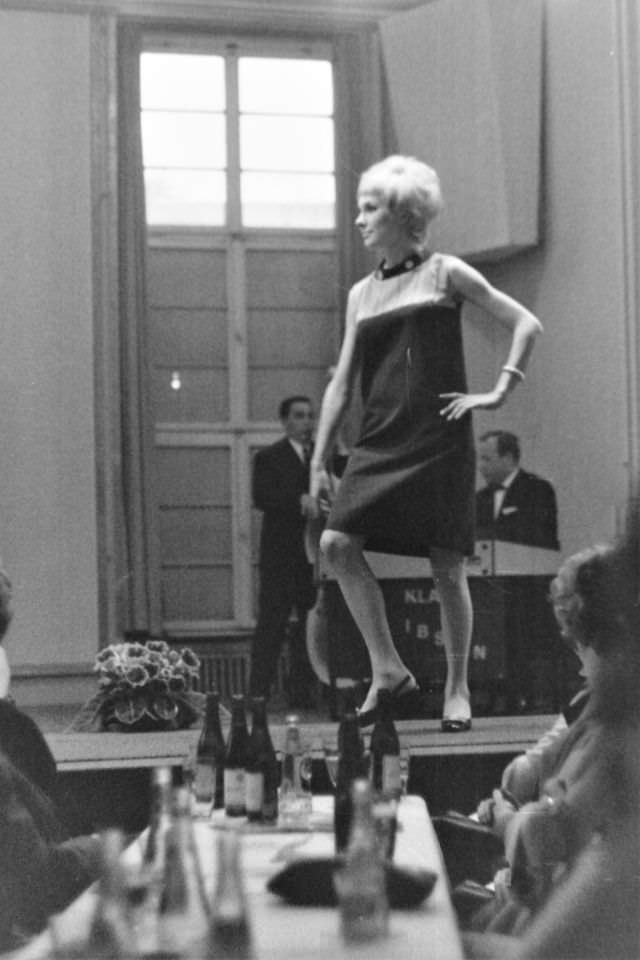 The Iconic Club Okay Fashion Extravaganza of the Swinging Sixties