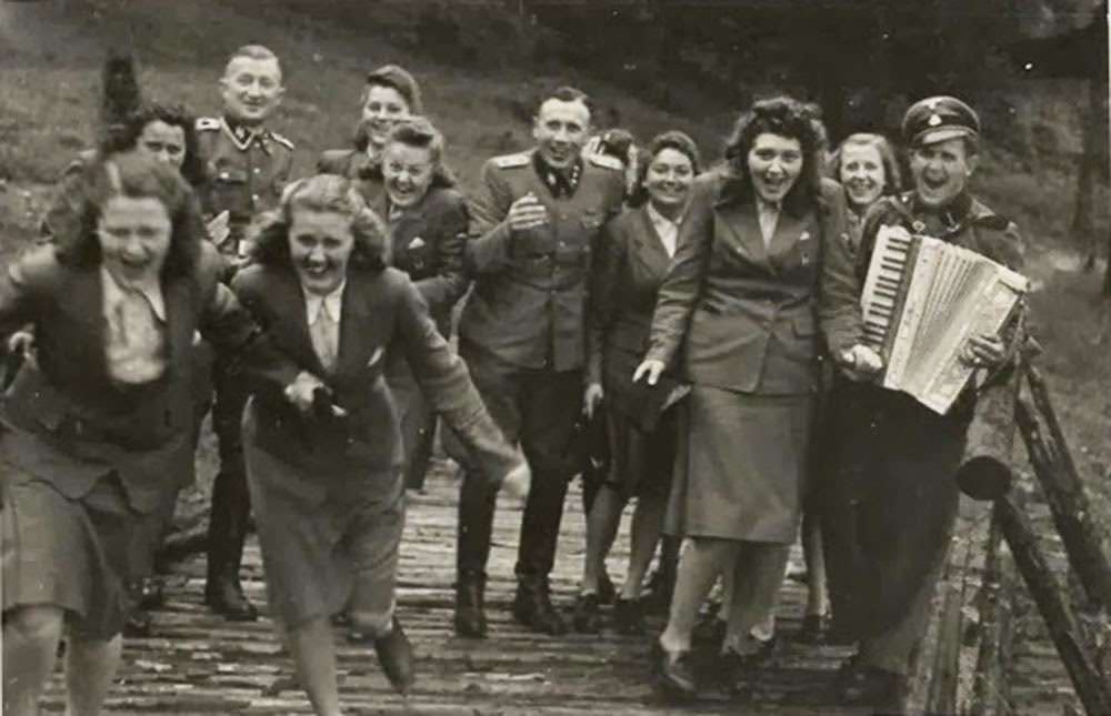 Officers and Helferinnen at Solahütte.