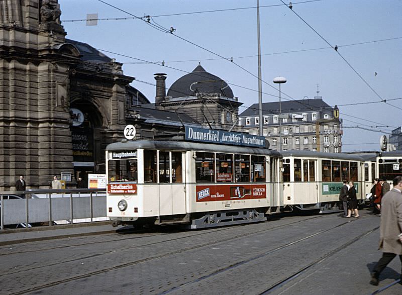 Frankfurt K series 4-wheel tram 116 (Gebrüder Credé/1954) and trailer on Route 22 outside Frankfurt Hauptbahnhof. 116 was part of the final batch of 25 K series trams, March 30, 1967