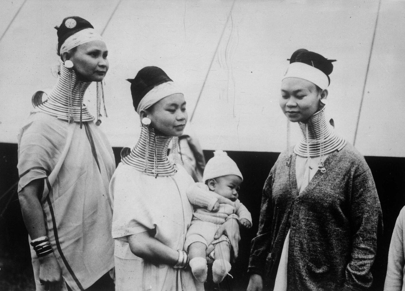 Giraffe women of Burma, London, 1930.