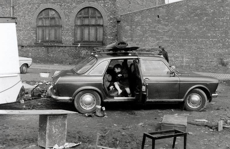 Car boot sale, 1980s