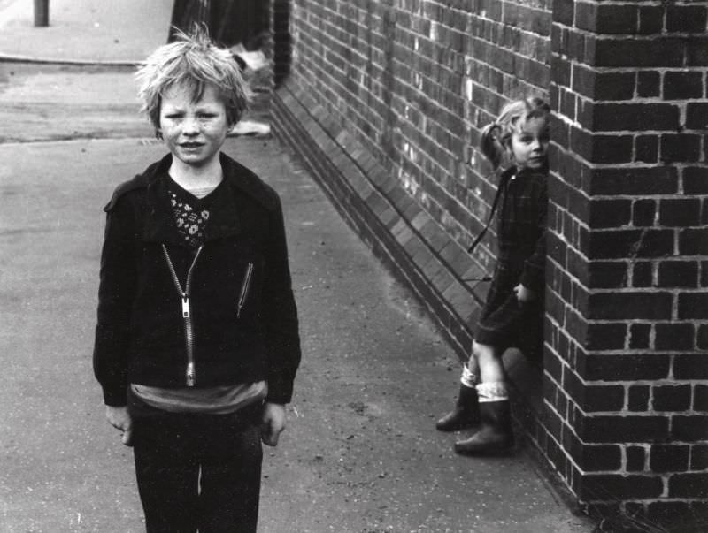 Gypsy kids on the Dock Road, 1980s
