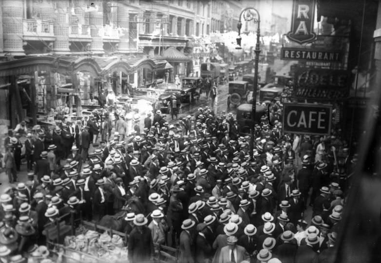 Actors’ strike on 45th Street, 1919.
