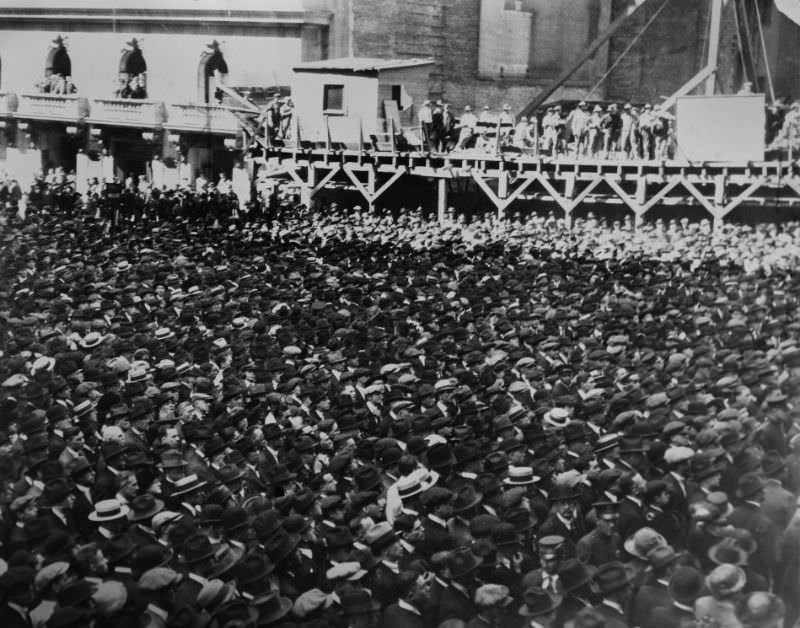 A sea of hats as hundreds flee after terrorists bomb Wall Street, 1920.