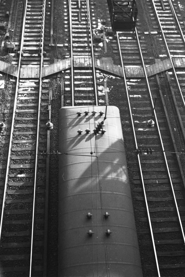 Commuter service at Gare St. Lazare. Walkway compels users to look both ways, Paris, December 1969