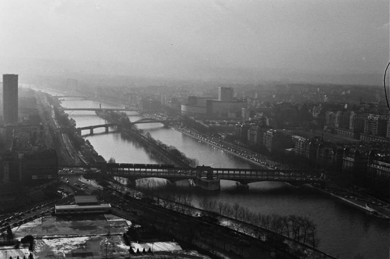 The city enveloped in coal smoke and vehicle exhaust, Paris, December 1969