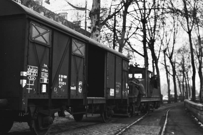 Activity around Gare Austerlitz, Paris, December 1969