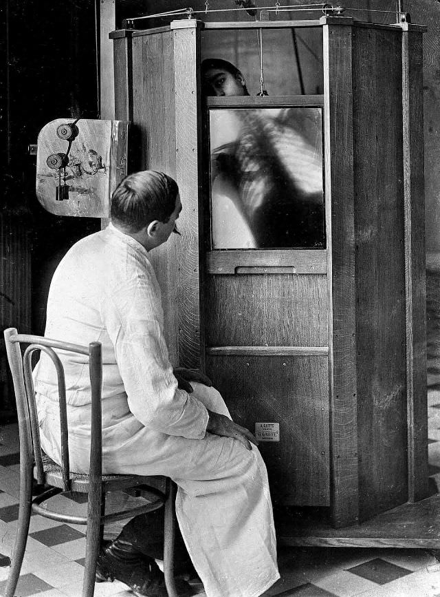 A chest X-ray in progress at Dr. Maxime Menard’s radiology department at the Cochin hospital in Paris, circa 1914. Mendard would later lose his finger to side effects from operating the X-ray machine.