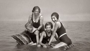 1930s Swimwear vintage photos