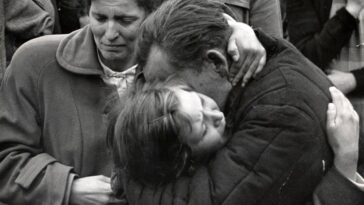 German WWII Prisoner Meets His Daughter 1956