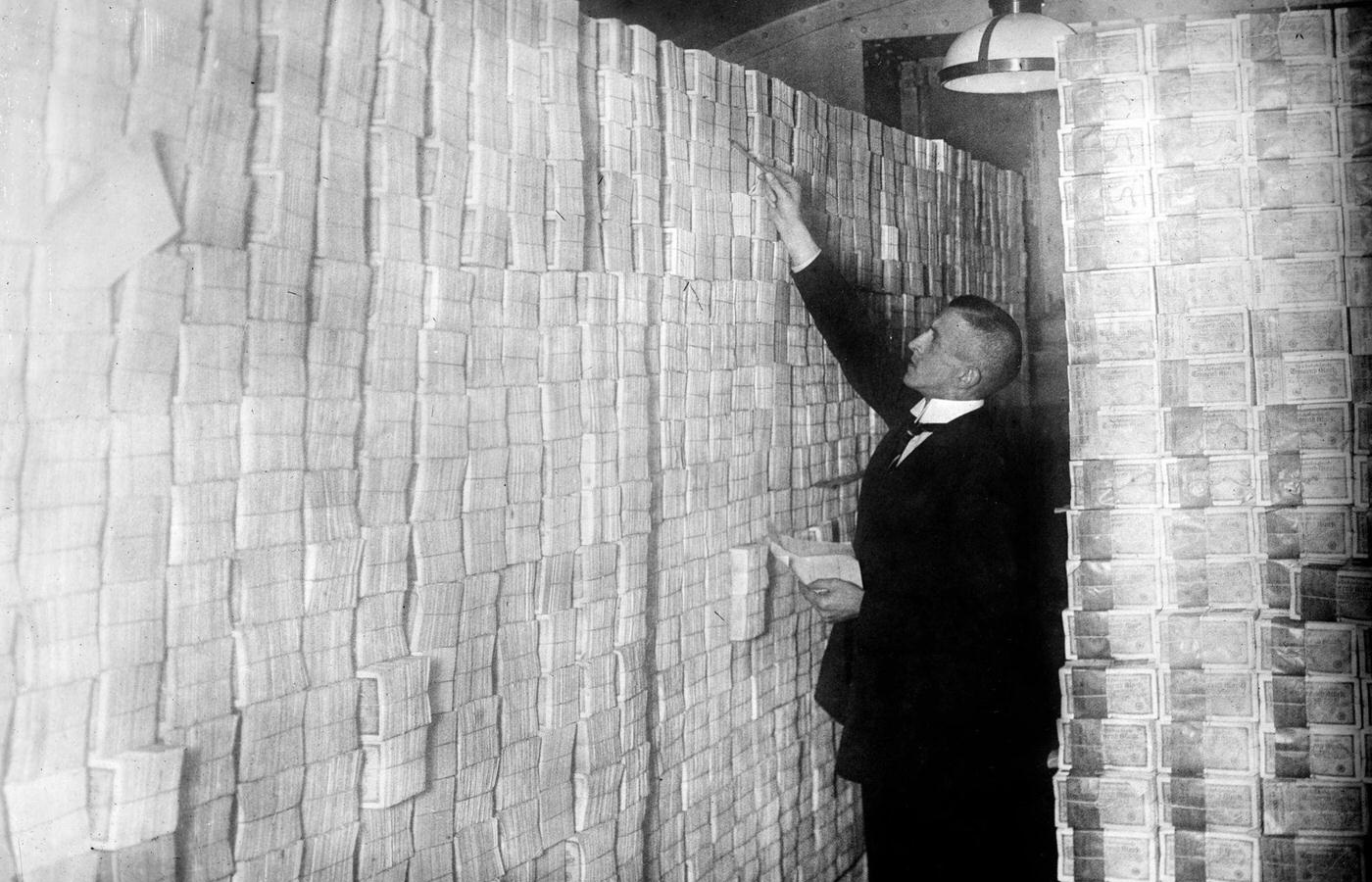 Hyperinflation Germany 1920s