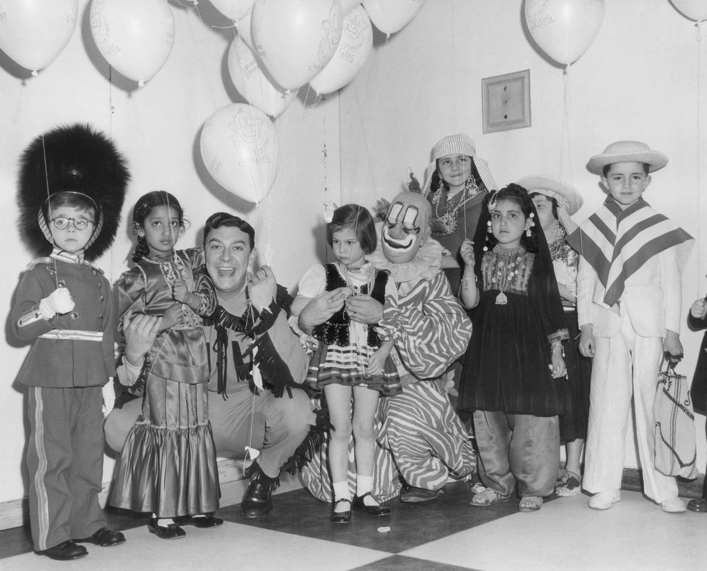 Ethnic diversity with children from different countries, 1950s.